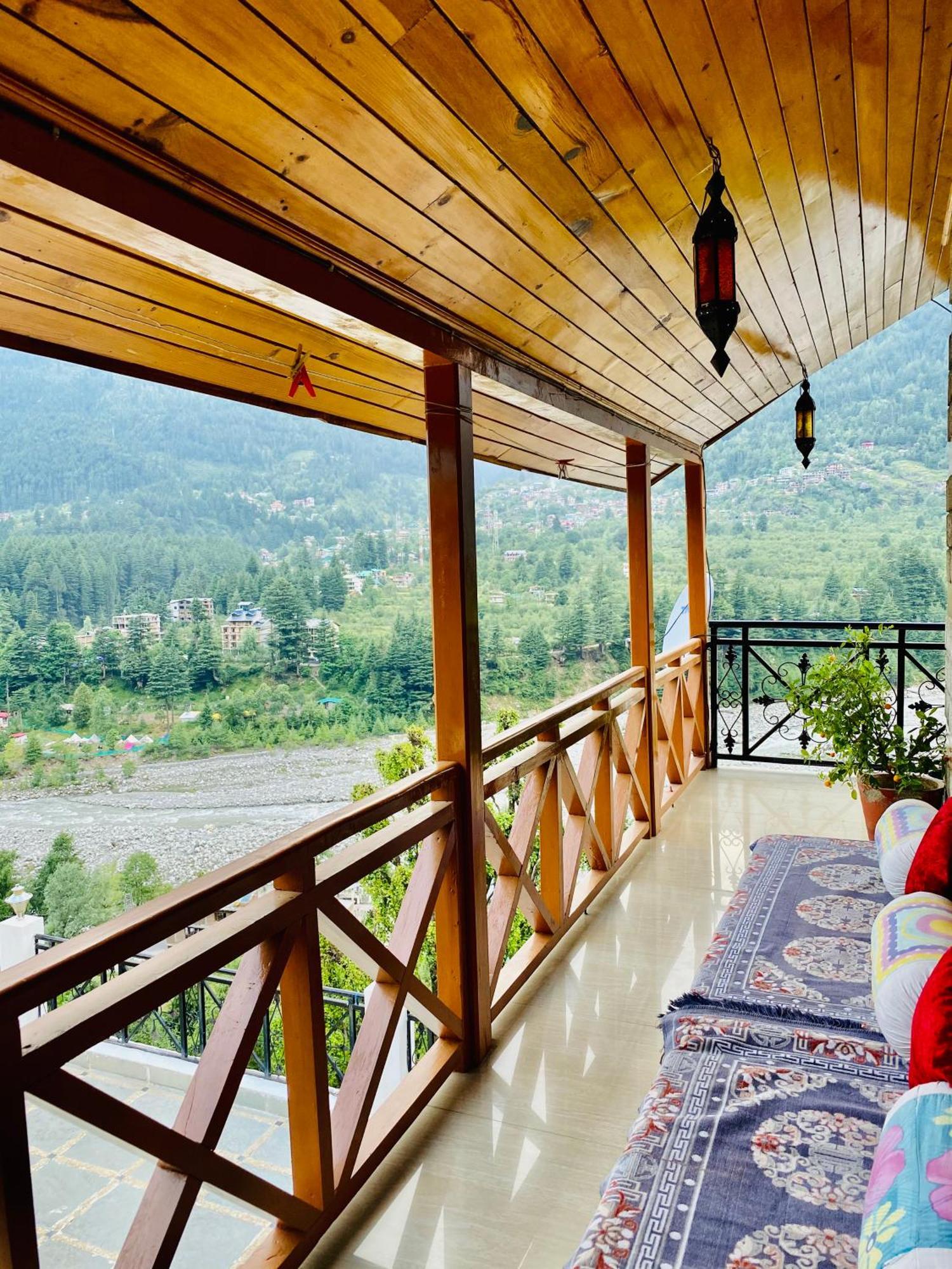Hotel Hollywood Manali - Scenic River & Mountain View With Premium Rooms Buitenkant foto