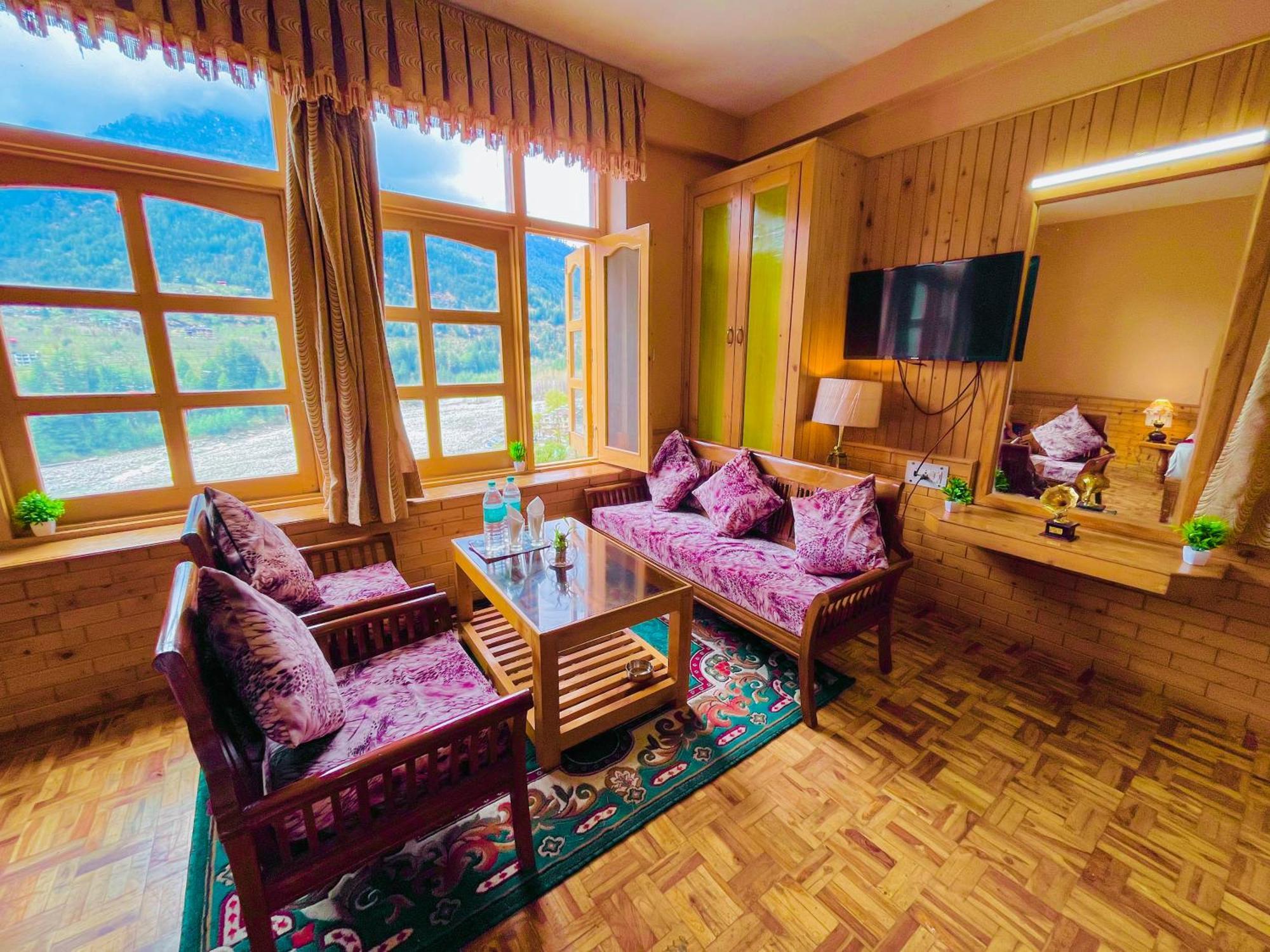 Hotel Hollywood Manali - Scenic River & Mountain View With Premium Rooms Buitenkant foto