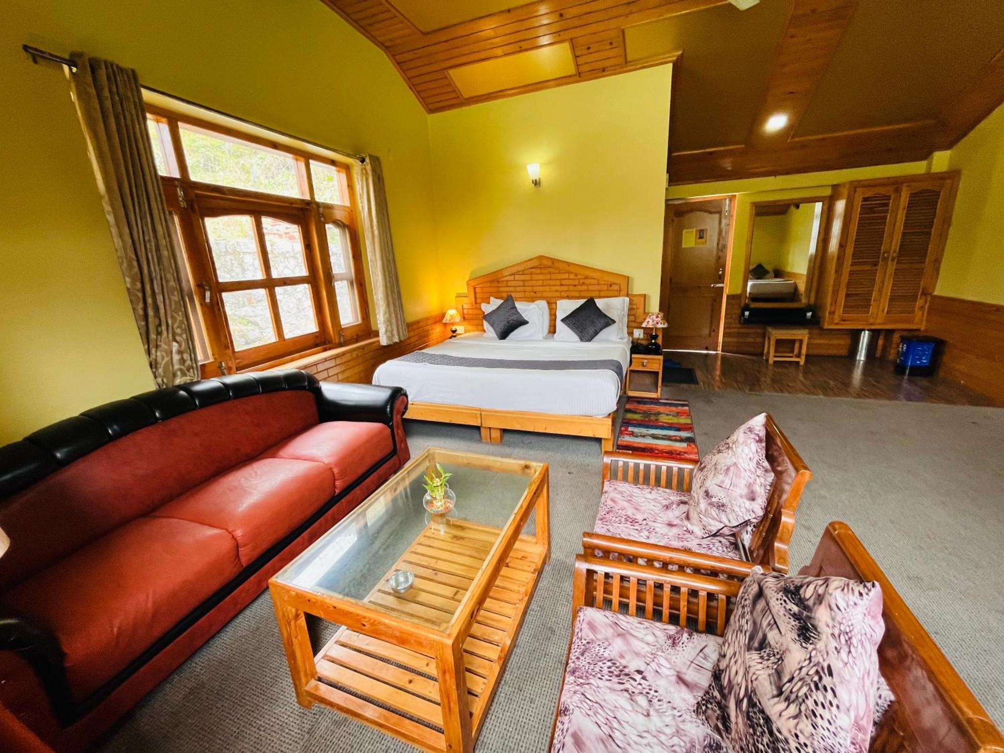 Hotel Hollywood Manali - Scenic River & Mountain View With Premium Rooms Buitenkant foto