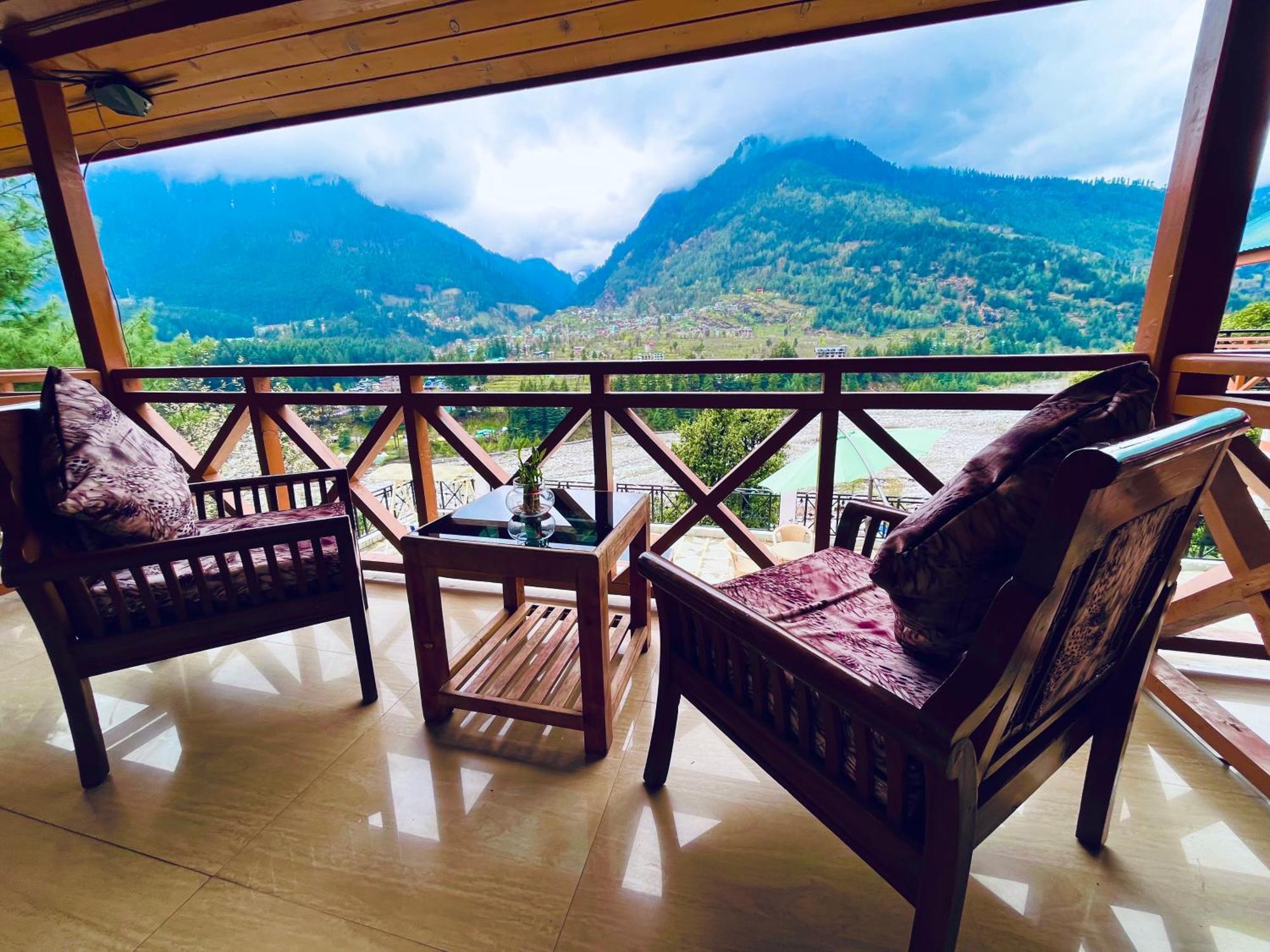 Hotel Hollywood Manali - Scenic River & Mountain View With Premium Rooms Buitenkant foto